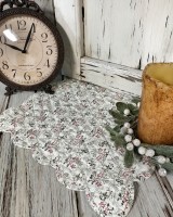 Cottage Farmhouse Christmas Quilted Scalloped Holly Table Runner